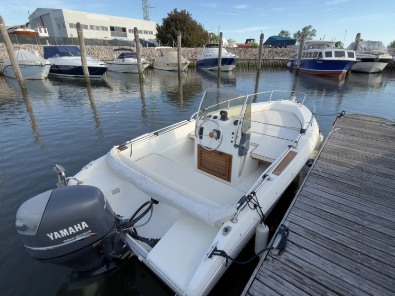 Motorboot mit oder ohne Skipper Capelli mieten in Portegrandi I