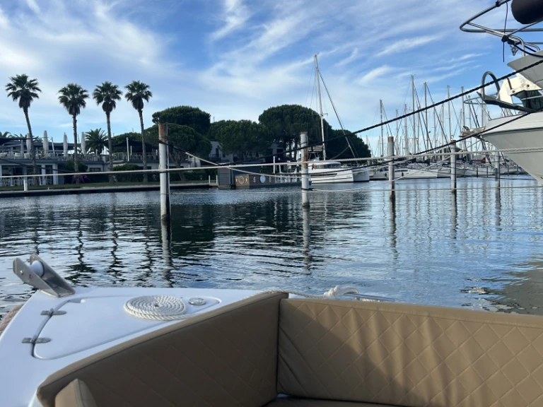 Ein Sylver Yacht SYLVER YACHT mieten in Port-Camargue
