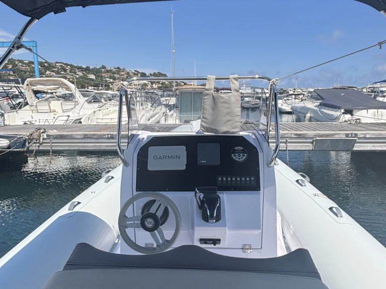 Schlauchboot mit oder ohne Skipper Selva mieten in Les Issambres