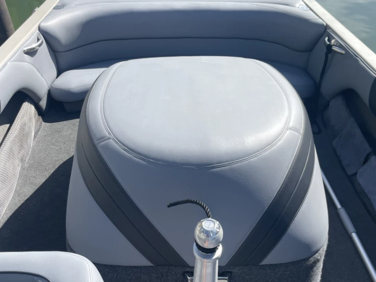 Motorboot mieten in Paris - Malibu Response