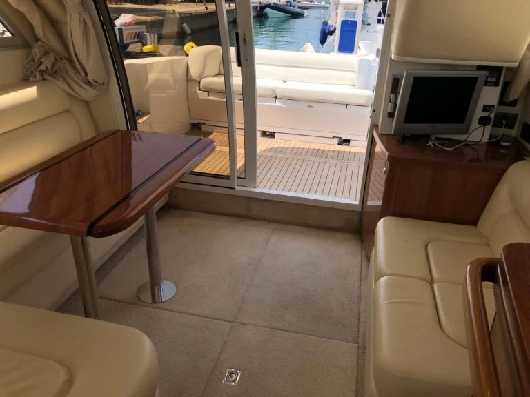 YachtCharter in Pefkochóri - Sealine Sealine F 34 auf SamBoat