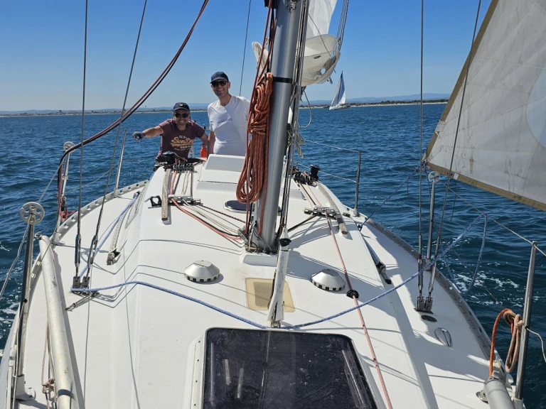 YachtCharter in Port-Camargue - Bénéteau First 30 auf SamBoat