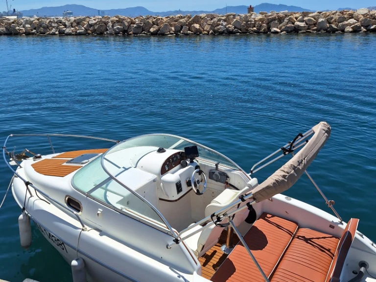 Motorboot mit oder ohne Skipper Sessa Marine mieten in Marseille