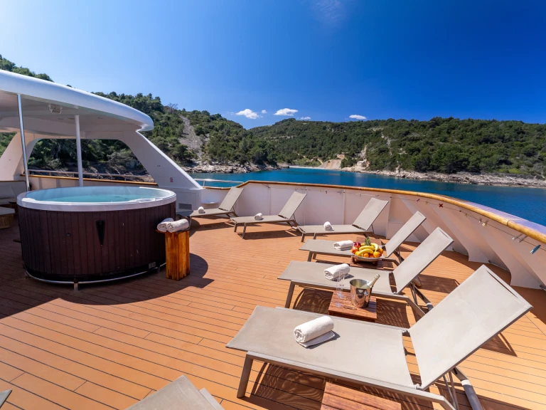 Yacht mit oder ohne Skipper Custom Made mieten in Split