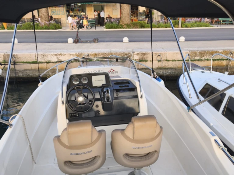 Motorboot mieten in Vela Luka - Quicksilver Activ 555 Open