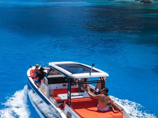 Motorboot mieten in Cala Gonone - De Antonio Yacht D29 De Antonio Yacht D29