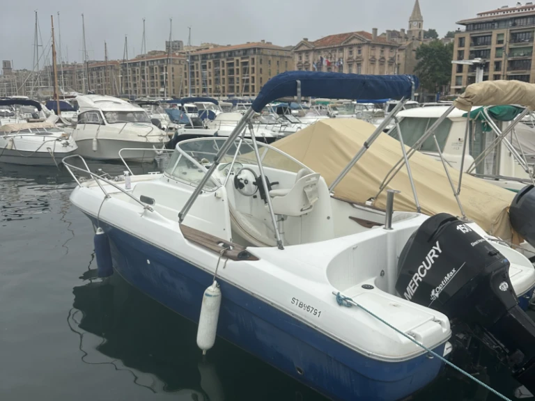 Motorboot mieten in Marseille - Jeanneau CAP CAMARAT 6,5 CC Style