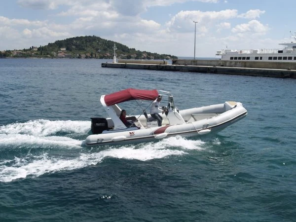 Vermietung Schlauchboot Tiger mit Führerschein