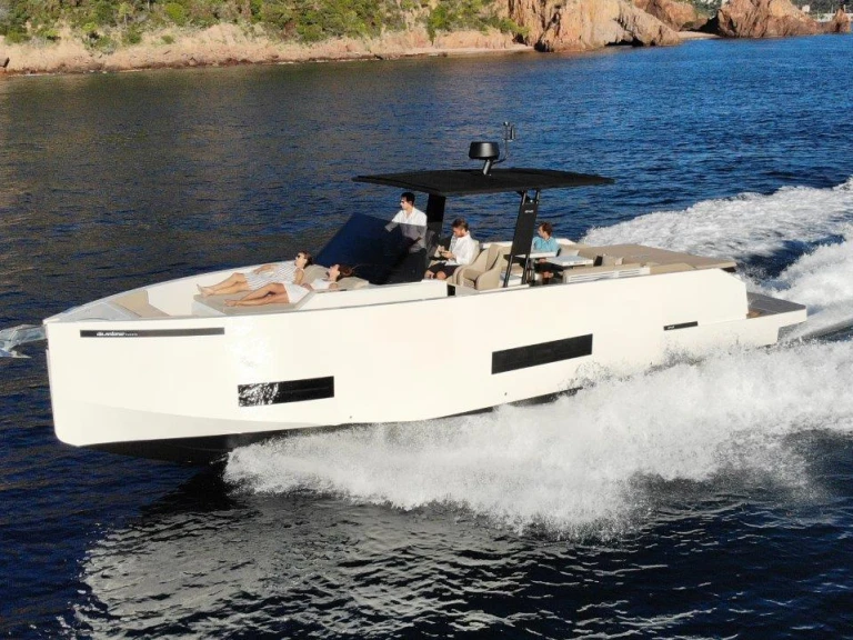 DE ANTONIO Yachts D42 Open  mieten Palma de Mallorca