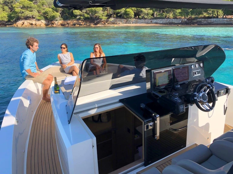 Bootsverleih DE ANTONIO Yachts D42 Open  Palma de Mallorca Samboat