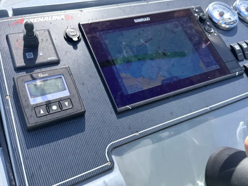Vermietung Schlauchboot Lomac mit Führerschein
