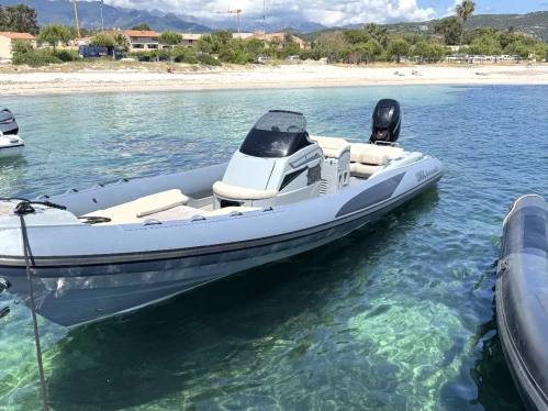 YachtCharter in Porto-Vecchio - Lomac Adrenalina 9.0 auf SamBoat