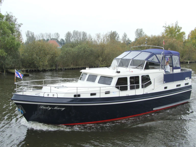 Motorboot mit oder ohne Skipper privateer mieten in Gaastmeer