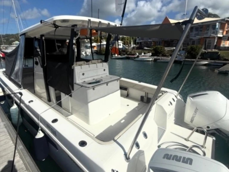Motorboot mieten in Le Marin - Aquila 28 Molokai