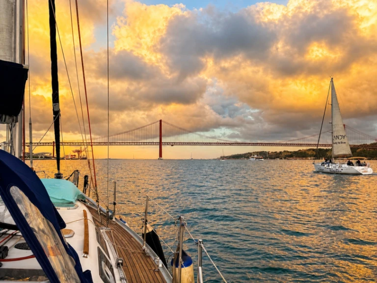 Segelboot mieten in Lissabon zum besten Preis