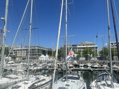 Vermietung Segelboot Comar-Yachts mit Führerschein