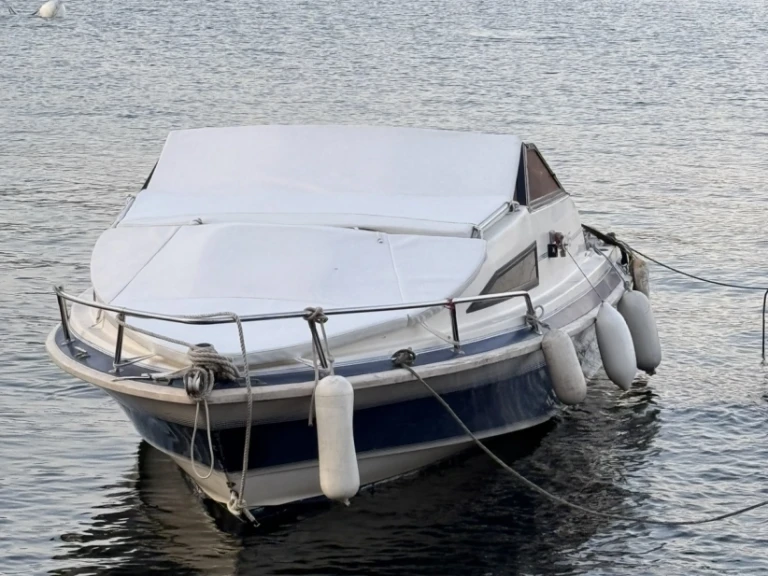 Motorboot mieten in Stresa zum besten Preis