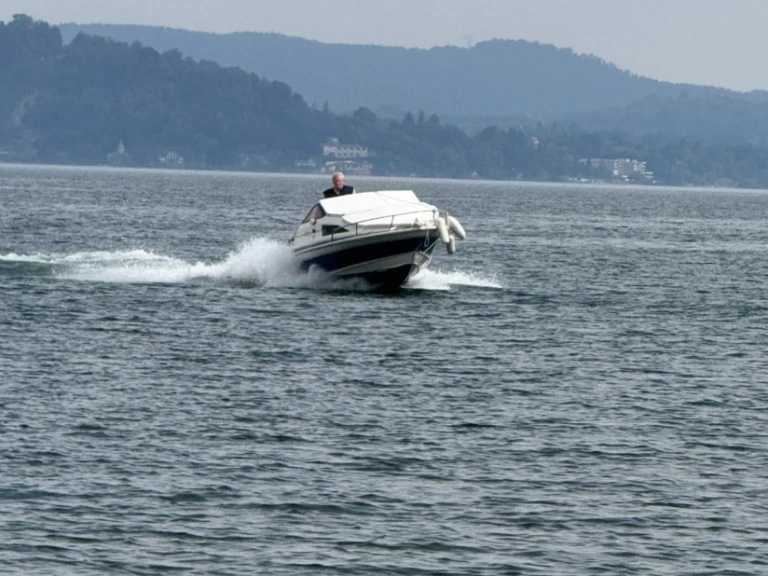 YachtCharter in Stresa - A HELLAS Hermes  auf SamBoat