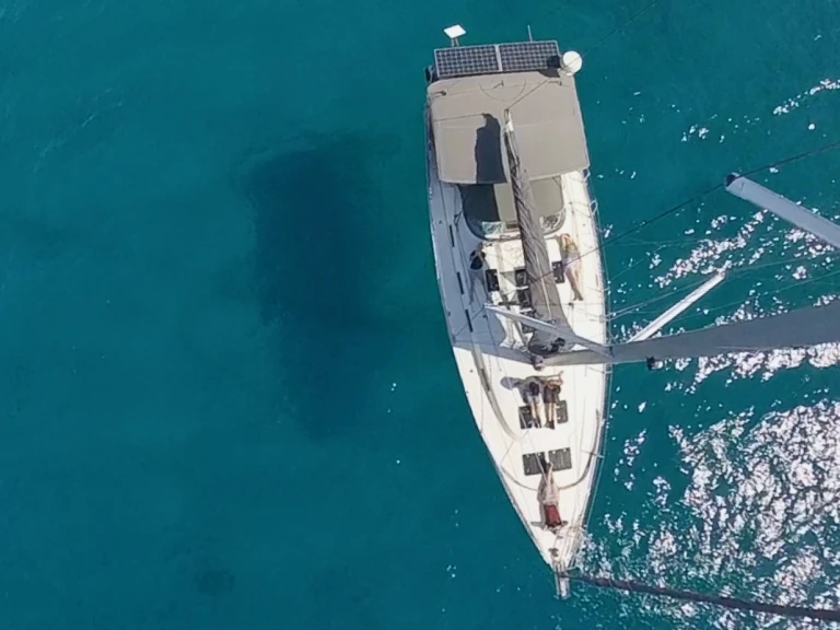 Ein Bavaria Bavaria 45 Cruiser mieten in L'Anse Mitan
