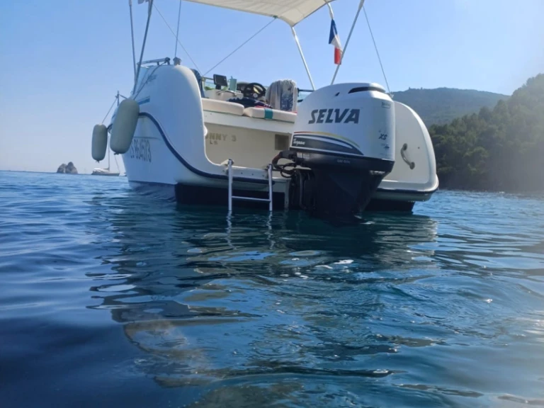Boot mieten Frankreich günstig Flyer 5 Grand Prix