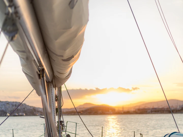 YachtCharter in Kallithea - Bénéteau Cyclades 50.5 auf SamBoat