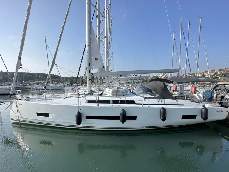 Segelboot mit oder ohne Skipper Hanse mieten in Pula