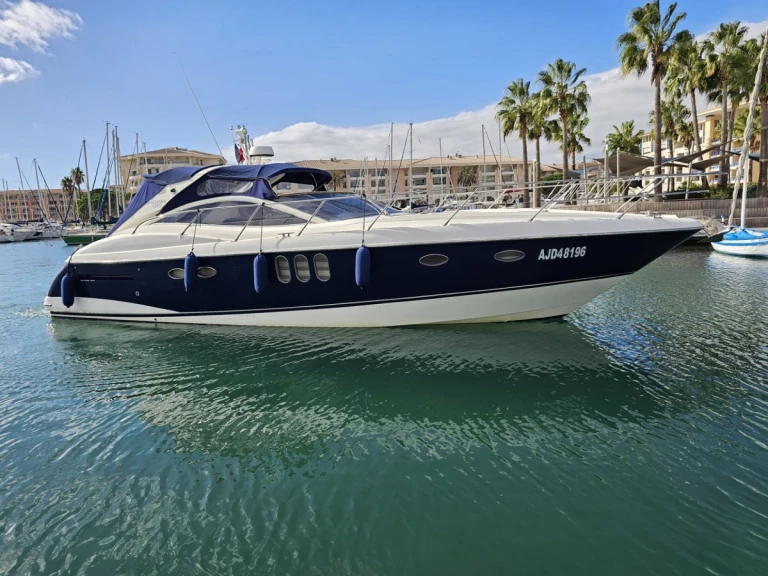 Motorboot mieten in Saint-Raphaël zum besten Preis