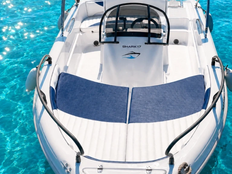 Motorboot mieten in Saint-Laurent-du-Var zum besten Preis