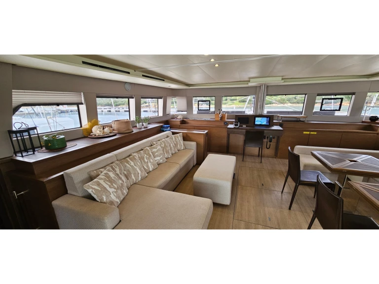 YachtCharter in Olbia - Lagoon Lagoon 620 auf SamBoat