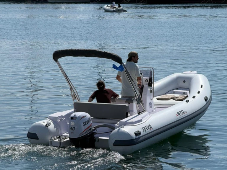 Bootsverleih Selva Selva 570 Elegance Neapel Samboat