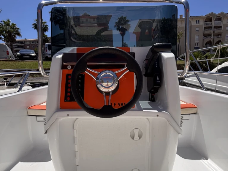 YachtCharter in Port Fréjus - Sans Permis Marino 500 auf SamBoat
