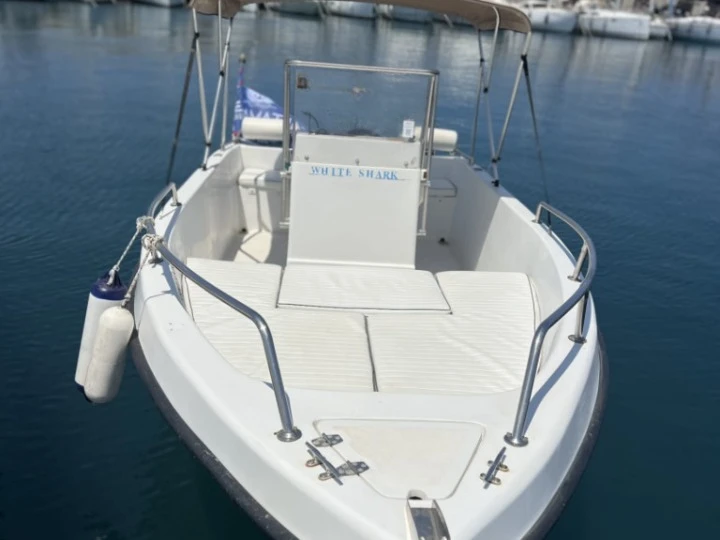 Motorboot mieten in San Foca zum besten Preis