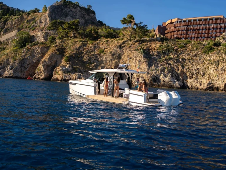 Boot mieten Giardini-Naxos günstig SAXDOR 400 GTS