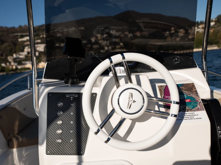 YachtCharter in Como (City) - Trimarchi Trimarchi 57 S Pro auf SamBoat