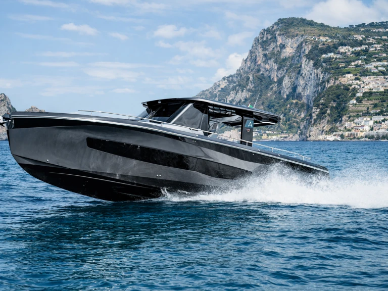 Yacht mieten in Castellammare di Stabia zum besten Preis