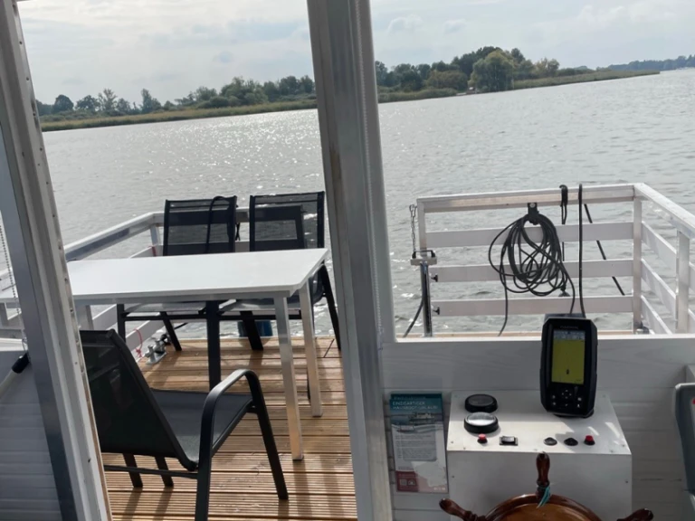 Hausboot mit oder ohne Skipper TS840 mieten in Radewege