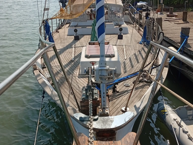 YachtCharter in Porto Turistico Di Roma (Ostia) - Schooner Staysail auf SamBoat