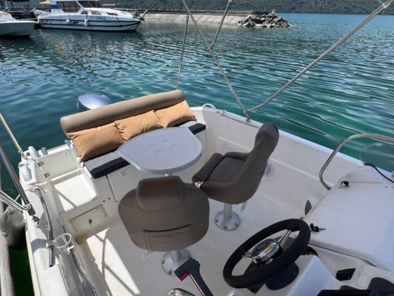 Boot mieten Aix-les-Bains günstig B2 Marine