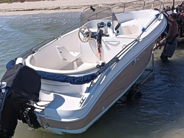 Motorboot mit oder ohne Skipper Kamarina 505 mieten in Siracusa