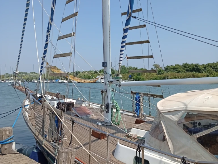 Segelboot mieten in Ponza - Schooner Staysail