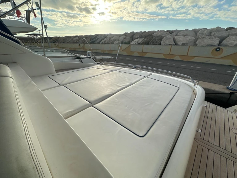 Bootsverleih Princess Princess V50 Cannes Samboat