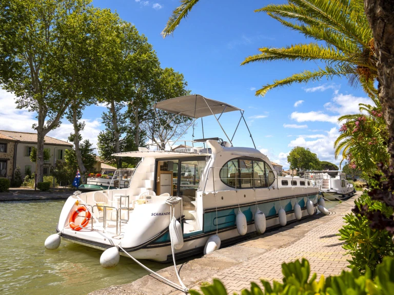 YachtCharter in Avignonet-Lauragais - Nicols Yacht Nicols Estivale Sixto + auf SamBoat