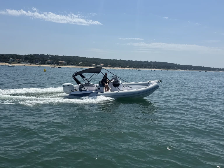 Vermietung Schlauchboot Ranieri mit Führerschein