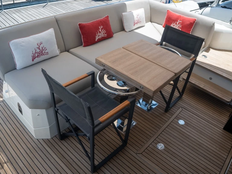Ein Prestige Prestige 520 S mieten in Pozzuoli