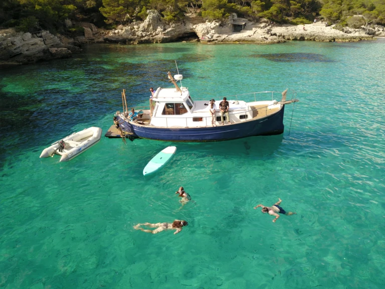Motorboot mieten in Cala Galdana zum besten Preis