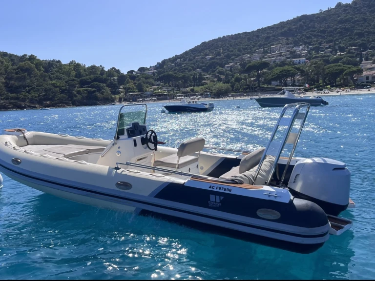YachtCharter in Le Lavandou - Tiger 620 pro Line  auf SamBoat