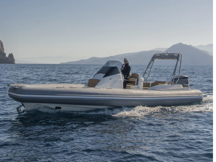 Vermietung Motorboot BREVA mit Führerschein