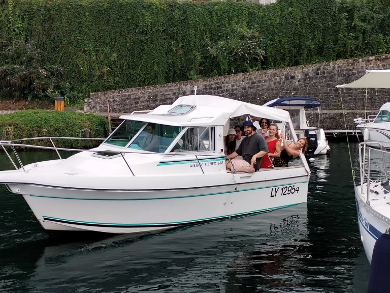 Motorboot mit oder ohne Skipper Jeanneau mieten in Meillerie
