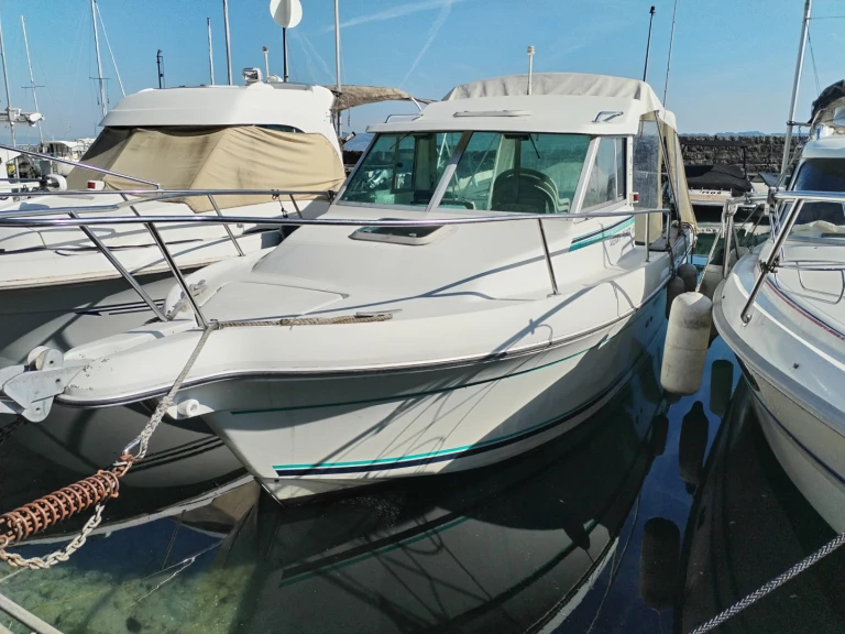 Vermietung Motorboot Jeanneau mit Führerschein