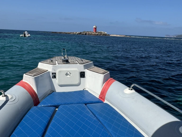 Ein Rib 760 mieten in Porto di Alghero